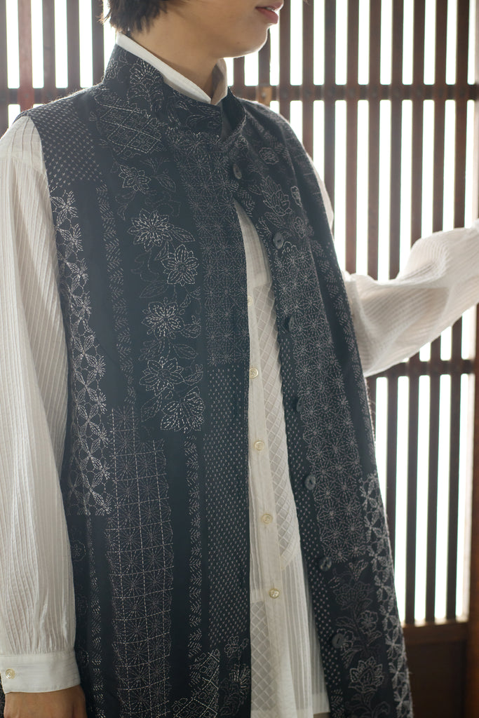 更紗刺繍本場大島紬ロングベスト2 | ムー・ジュ ムナカタ