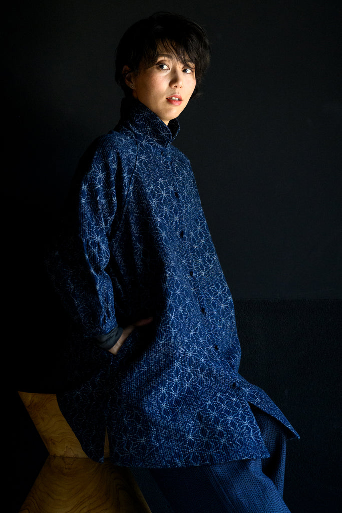 絣の刺し子コート(一重春秋用背当て有り)藍染刺し子コート
