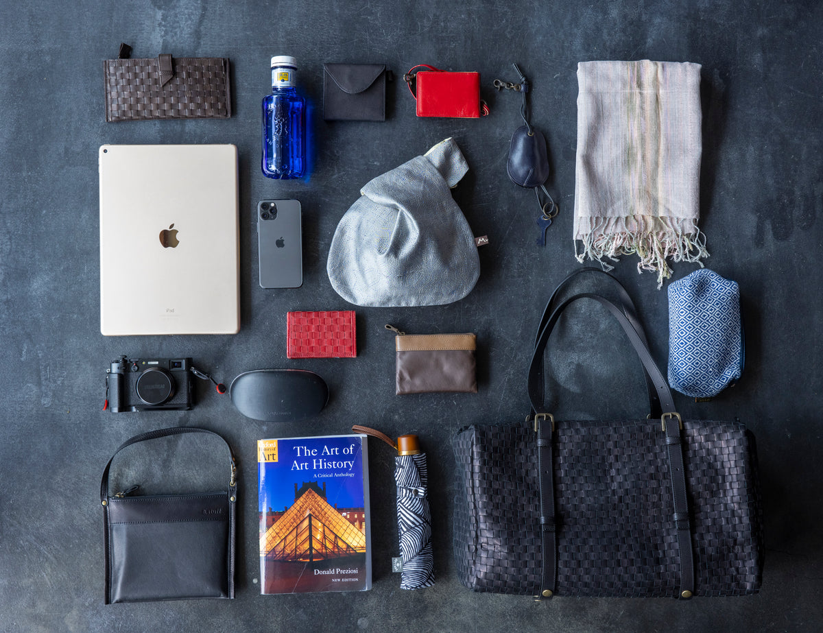 A Boston bag with a timeless classic design