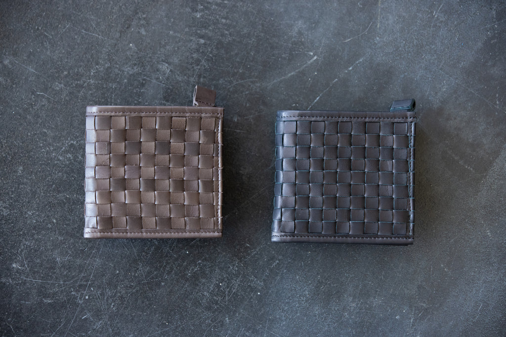 Mesh leather that becomes softer with use